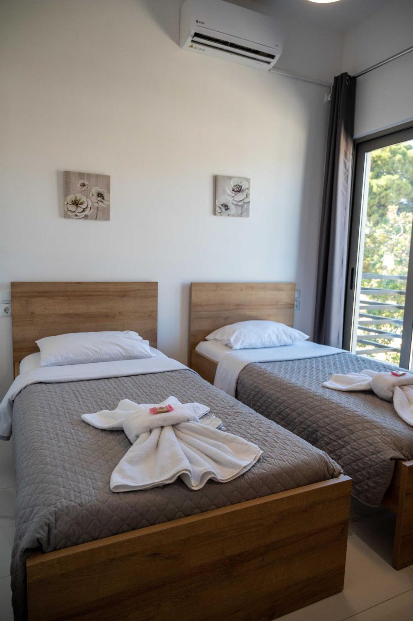 Finikas Suites & Apartments 10Min From Athens Airport Артеміда Екстер'єр фото