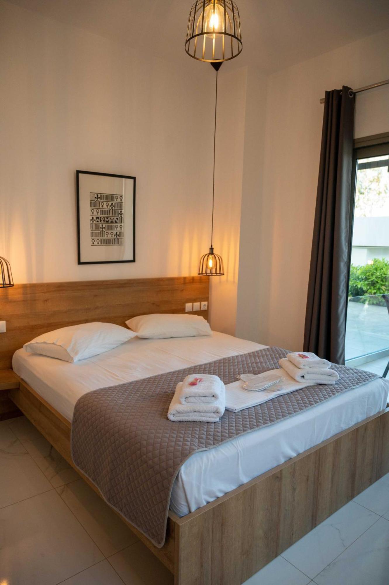 Finikas Suites & Apartments 10Min From Athens Airport Артеміда Екстер'єр фото